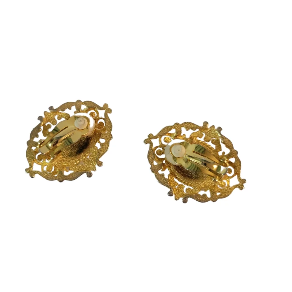 Vintage Reticulated Clip On Earrings
